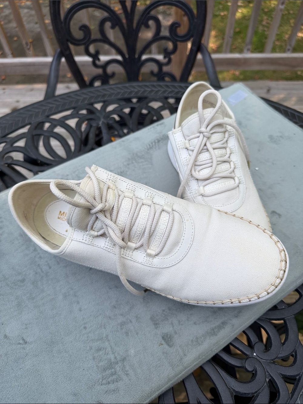 MICHAEL Michael Kors Cream Canvas Lace-Up Sneakers